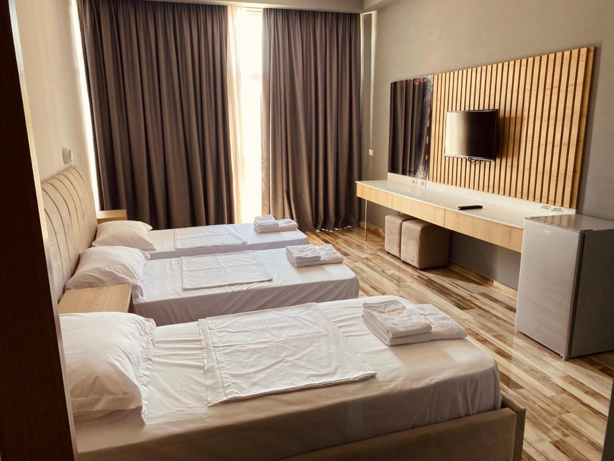 Montecarlo Lungomare Vlore Exterior photo